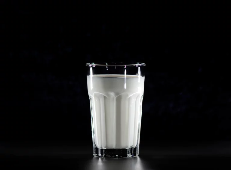 When to Start Cow’s Milk for Baby: Making the Switch